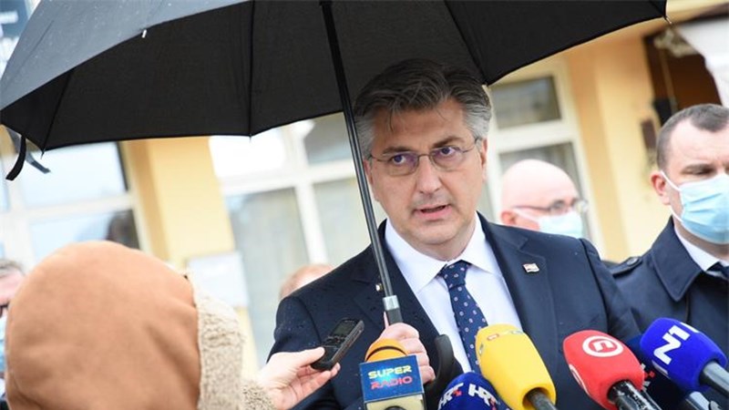 Dogovor šestorice europskih premijera o stvaranju korektivnog mehanizma distribucije cjepiva